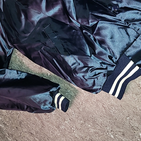 Made in USA. Vintage. Riggins TrueValue Hardwear. Embroidered Jacket. Large. - Picture 6 of 16